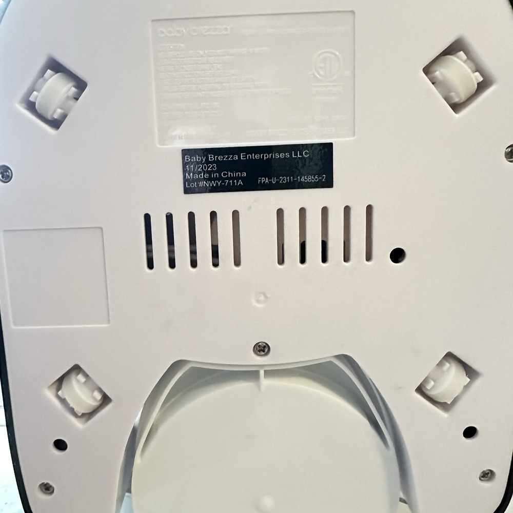 Baby Brezza Formula Pro Advanced Formula Dispenser - Picture 14 of 14